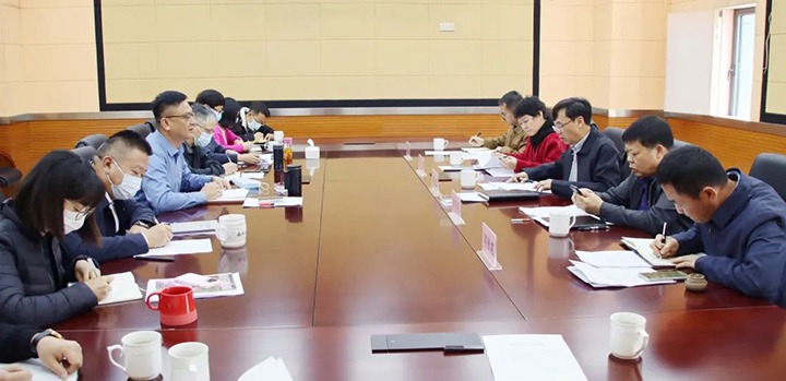 云煤（拉斯维加斯官网）集团党委副书记、总司理高建嵩一行到云煤矿业公司开展2022年第一季度生产谋划事情督导调研