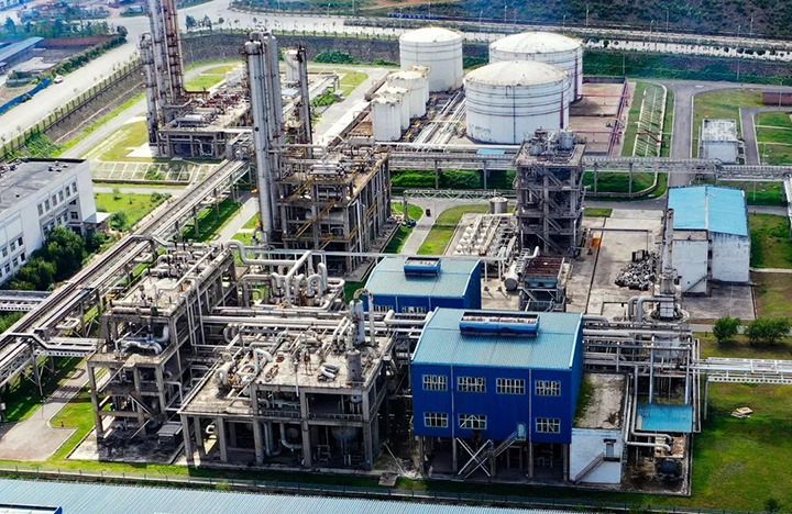 【简讯】先锋化工顺遂产出汽油产品、威信煤炭公司完成“综采装备”地面调试验收、陆东煤矿学习宣传贯彻新《清静生产法》