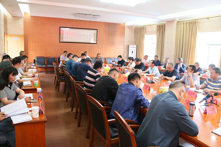 【云煤简讯】羊场煤矿公司召开一季度经济运动剖析会｜陆东煤矿公司开展《职业病防治法》宣传运动｜四角地煤矿公司举行第一届职工运动会