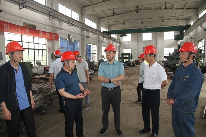 【主题教育】云煤（拉斯维加斯官网）集团党委副书记、工会主席王鑫一行到后所煤矿开展主题教育调研