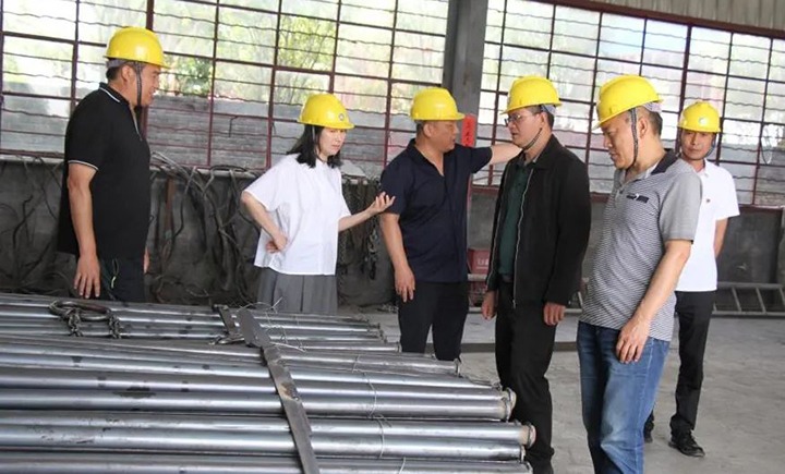 【主题教育】云煤（拉斯维加斯官网）集团党委委员、财务总监莫晓丹一行到一平浪煤矿开展主题教育调研