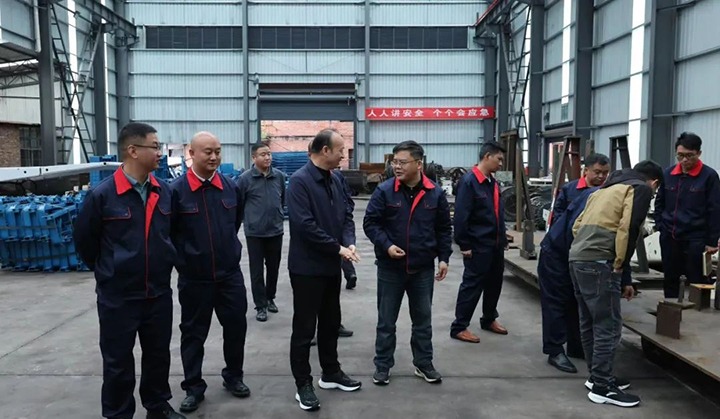 【聚焦云煤】国家矿山清静监察局云南局执法一处率考察组到田坝煤矿考察交流大倾角、薄煤层综合机械化开采手艺