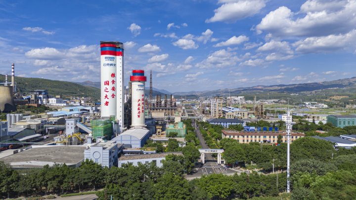 立异高！解化清洁能源公司粗甲醇年产量突破25万吨，，，，，，圆满完玉成年生产使命