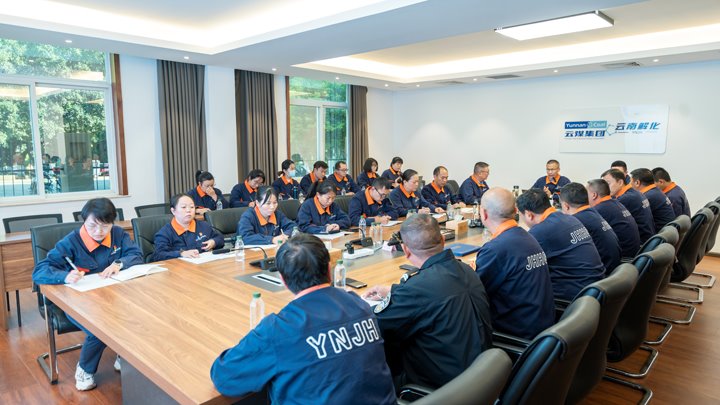 党建＋三精＝效能＋14.4万吨！ 云南解化跑出烟肥保供“加速率”