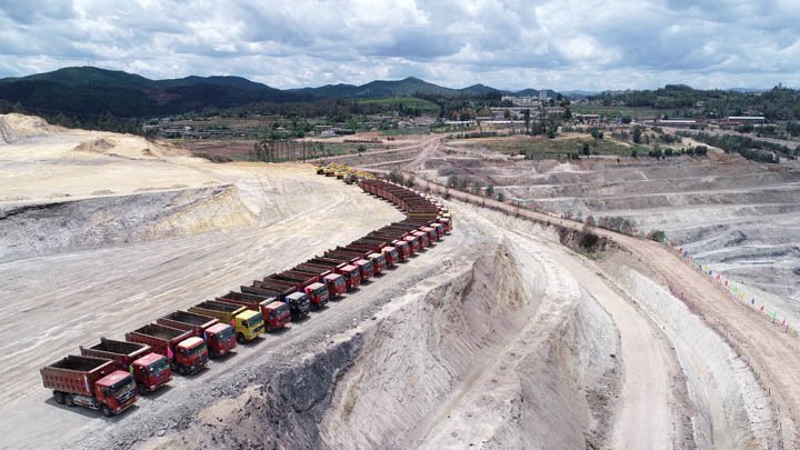 组团闯市。。。。。。。∑笠岛缶⒆